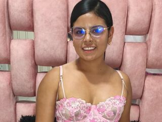 free livecam SalomeHarman