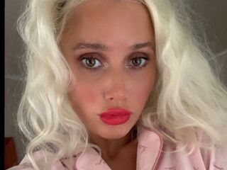 beautiful camgirl ShiraMitman