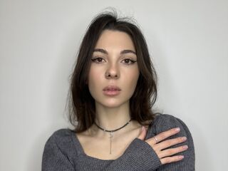 naked webcamgirl video SkyeSnow