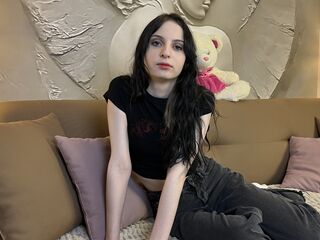 cam girl playing with vibrator SkylarGarcia