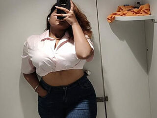 camgirl playing with sextoy SnehaVerma