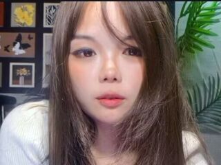 live webcam performer SuFu