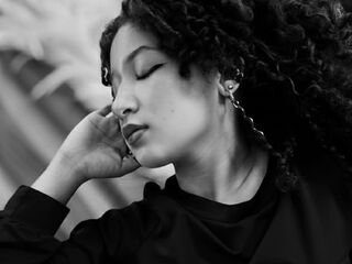 beautiful webcam girl TrixieBarbie