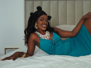 web cam show TylaCherie