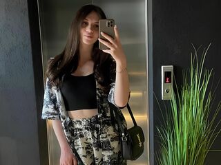 beautiful webcam girl VinnieMailhot