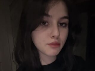 shaved pussy web cam WandaDillard